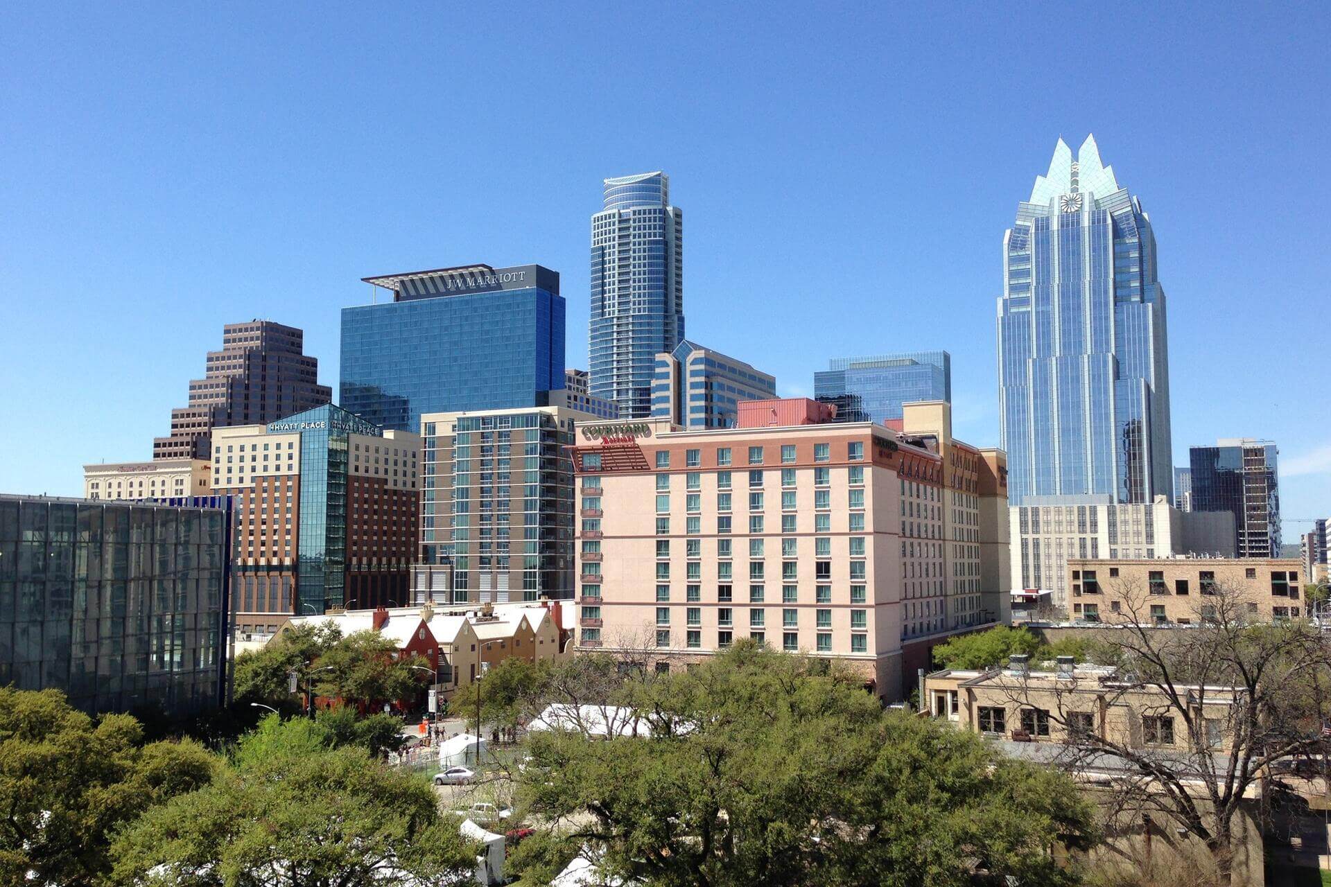 Lighthouse family therapy - Texas, Austin city JW Marriott hotel landscape